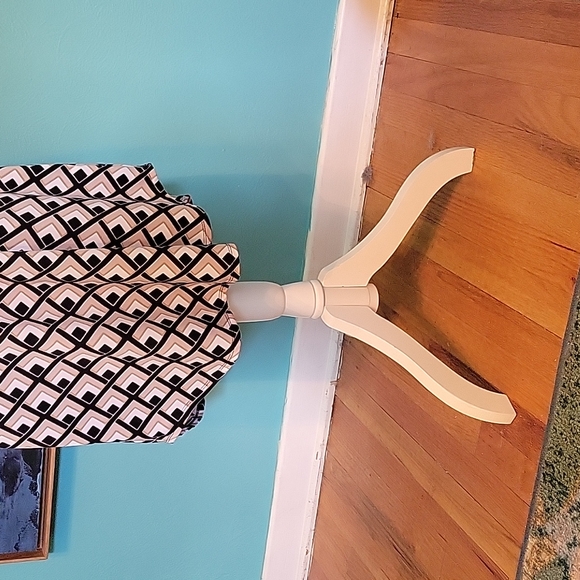 Geometric Print dress - Picture 4 of 5